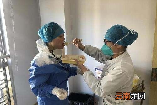 中高风险地区就得集中隔离吗