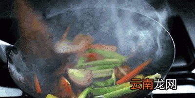 开抽油烟机后厨房窗户是否要开