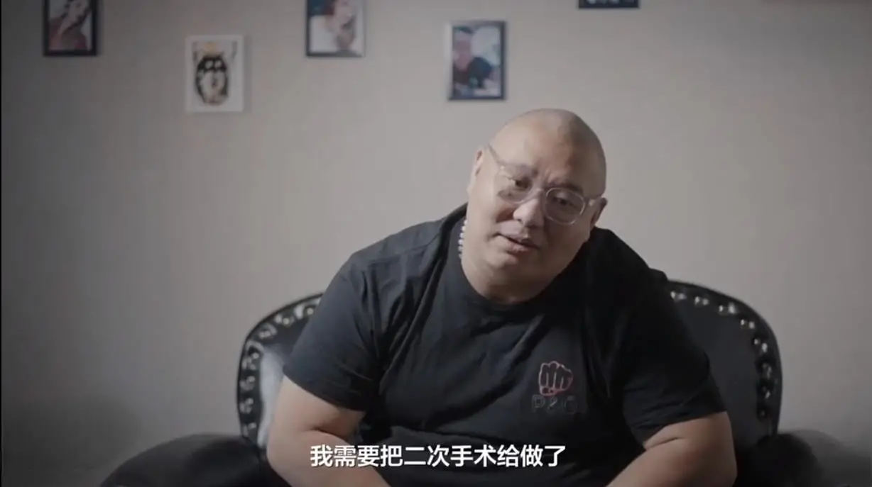 南京胖哥见义勇为后失去肛门功能 2022年希望尽快二次手术