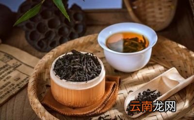 绿茶和红茶哪个更适合于血压高的人喝