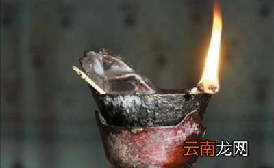 不同阶层的人干什么都不一样