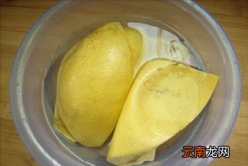 柚子上面的东西是什么