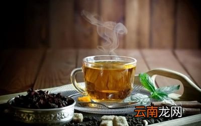 绿茶与红茶哪个更适合血压高的人喝呢