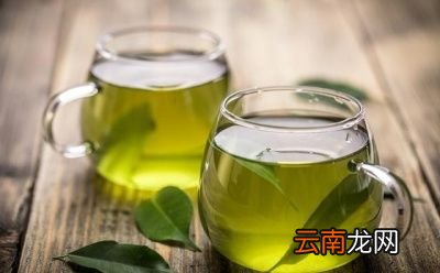 绿茶与红茶哪个更适合血压高的人喝呢