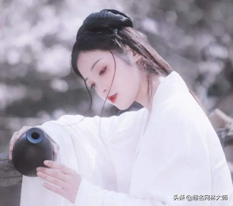 女人五行缺水怎么化解 五行缺水的女孩取名推荐