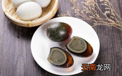 挑选松花蛋的技巧