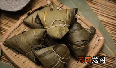 在农村长时间保存粽子最常用的方法有两种