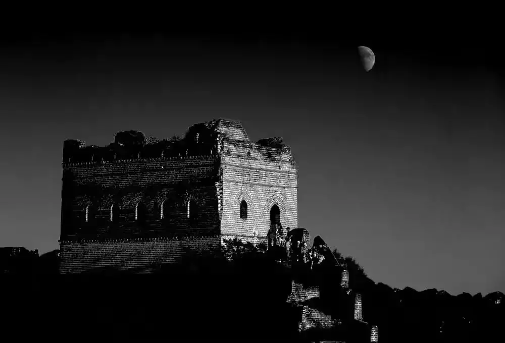 但使龙城飞将在不教胡马度阴山的意思