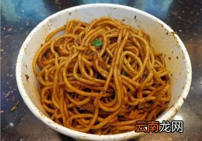 热干面的芝麻酱怎样调要加什么调料