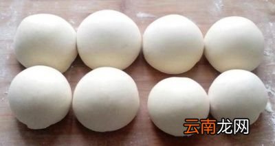 先解决一下“为什么馒头店的馒头非常蓬松”