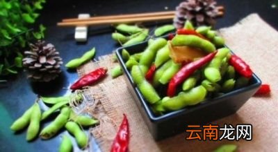 麻辣水煮毛豆的特色做法取下