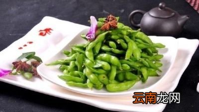 麻辣水煮毛豆的特色做法取下