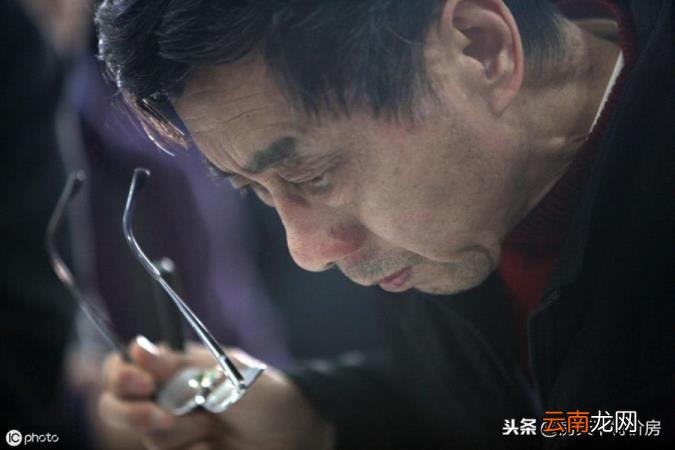 房子过户给子女需要多少钱 父亲房产证过户儿子要多少钱