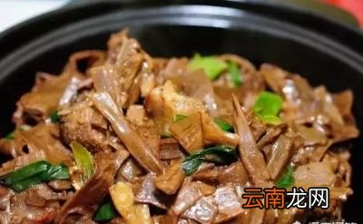 农村竹林内的春笋生虫了挖出来到底能不能吃