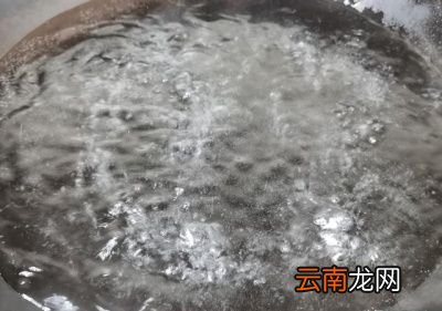饺子的表白喜欢冷水还是热水