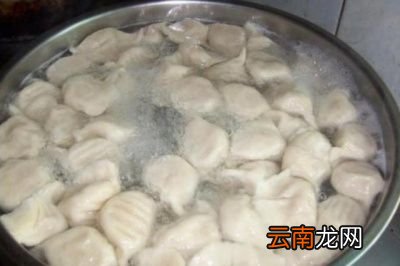 题目煮饺子是冷水下锅还是开水下锅