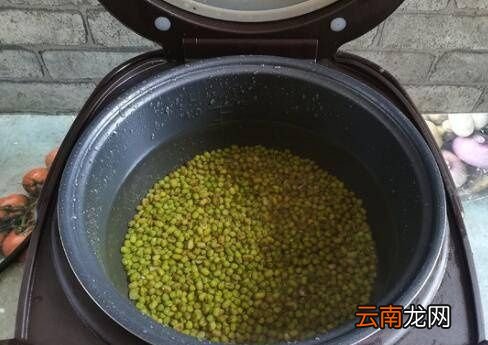 绿豆汤怎么熬又绿又沙快煮熟