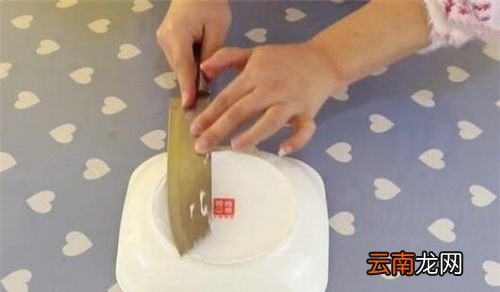 切菜刀不快怎么磨
