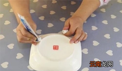 切菜刀不快怎么磨