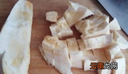 榴莲可以跟排骨煲汤吗