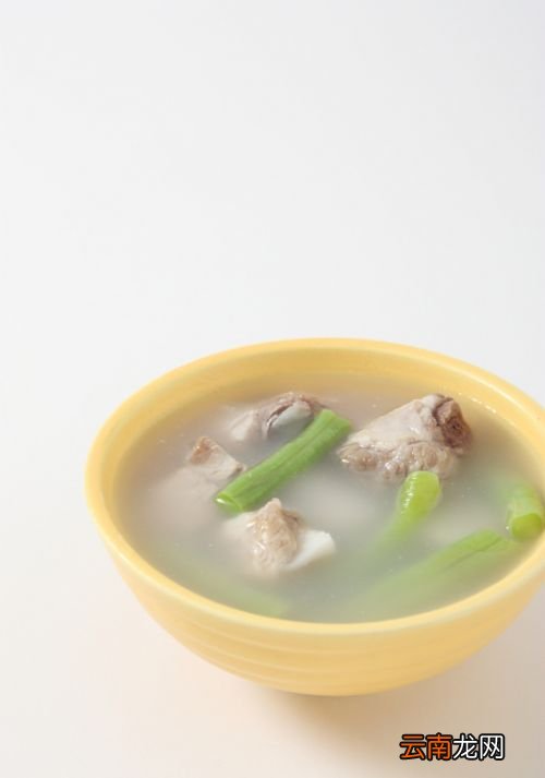 榴莲可以跟排骨煲汤吗