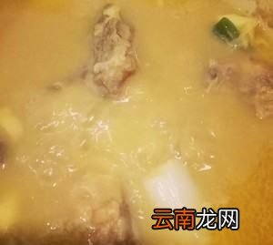 榴莲可以跟排骨煲汤吗