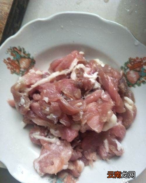 肉先煮熟再炒好吃吗
