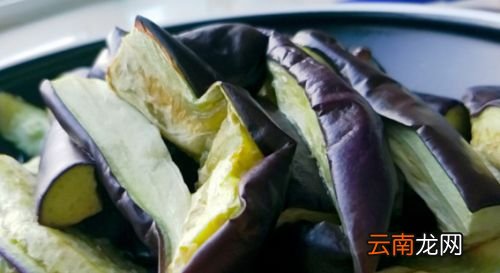 茄子在锅里煮多久能熟