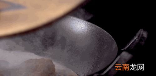 卤狮子头是什么做的
