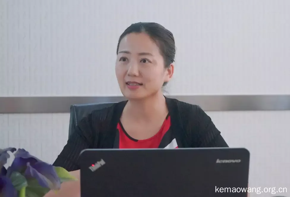 女生没学历学什么好 女生学什么技术最吃香