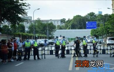9月10成都地铁在建工地坍塌4死14伤 目击者称听到巨响