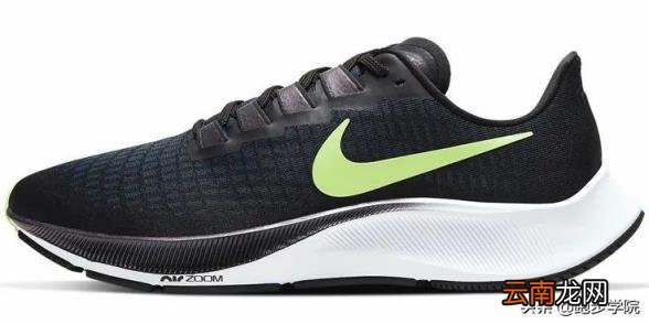 nike跑鞋性价比之王 耐克跑鞋哪个系列最好