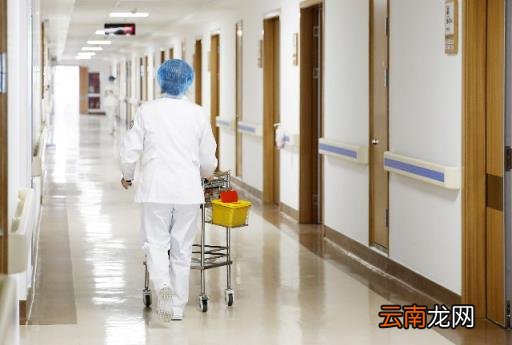 护士工资都是1万多吗 护士工资高吗
