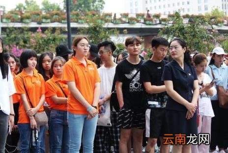 辞职了工资卡可以用吗 工资卡和银行卡一样吗