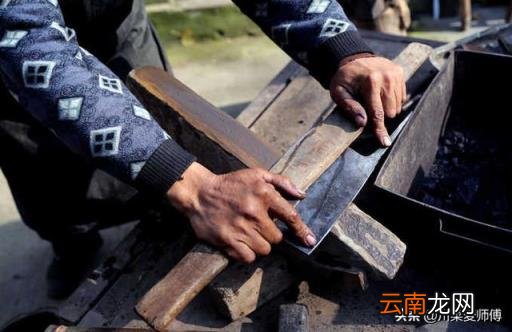 怎样磨刀才又快又锋利 如何把用久的菜刀变锋利？