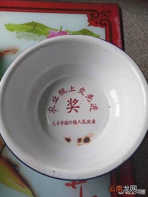 世界上没有垃圾只有放错地方的宝藏是谁说的 垃圾分类，最大的受益者会是谁？