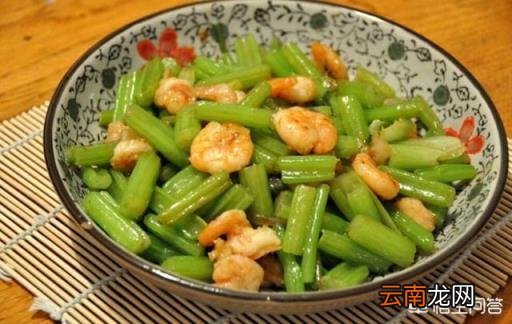 虾仁炒什么 虾仁可以与什么食材搭配炒制？
