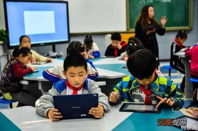 属蛇什么行业最赚钱 1989属蛇今年做生意