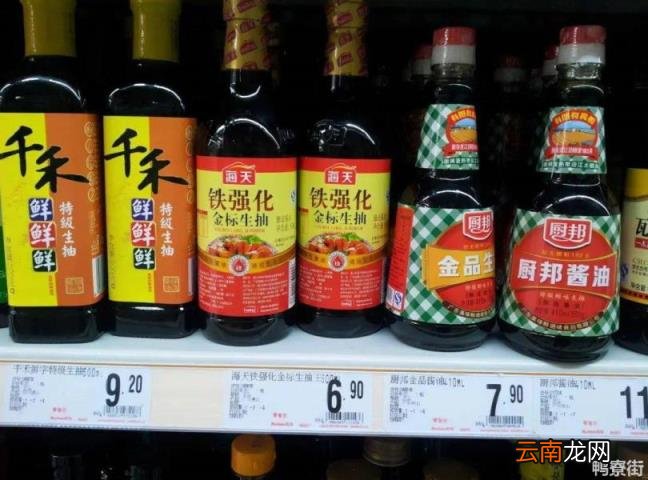 长期用生抽炒菜的危害是什么 生抽炒菜还是老抽炒菜