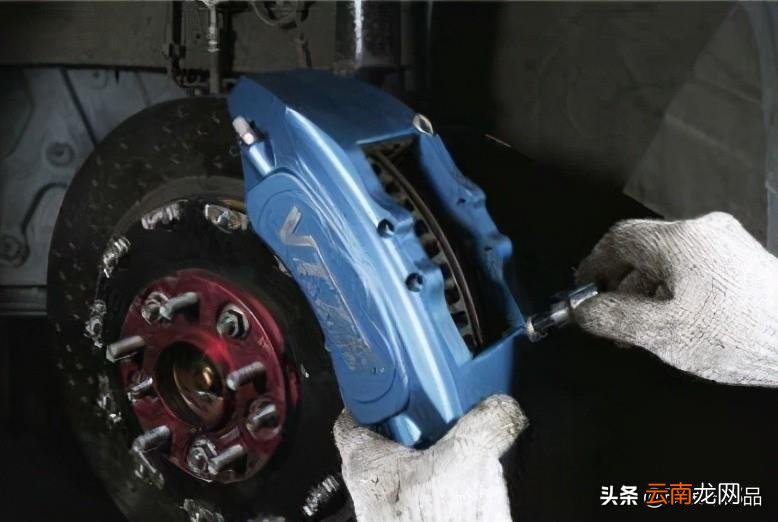 摩托车刹车片安装教程 摩托后刹车怎么安装方法