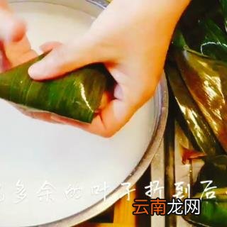 三角粽子的包法步骤 三角粽怎么包