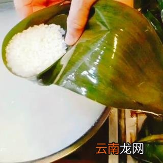 三角粽子的包法步骤 三角粽怎么包