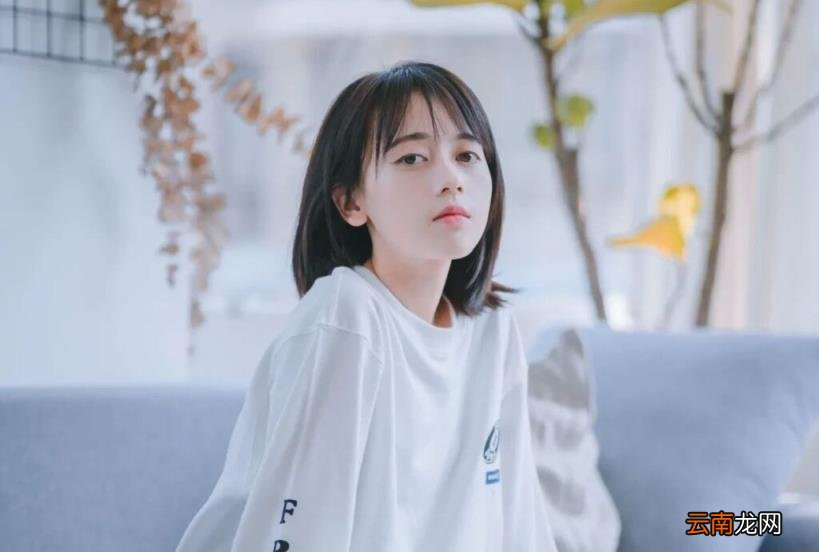陌生女生开场白怎么聊 怎么和陌生的女生聊天开场白