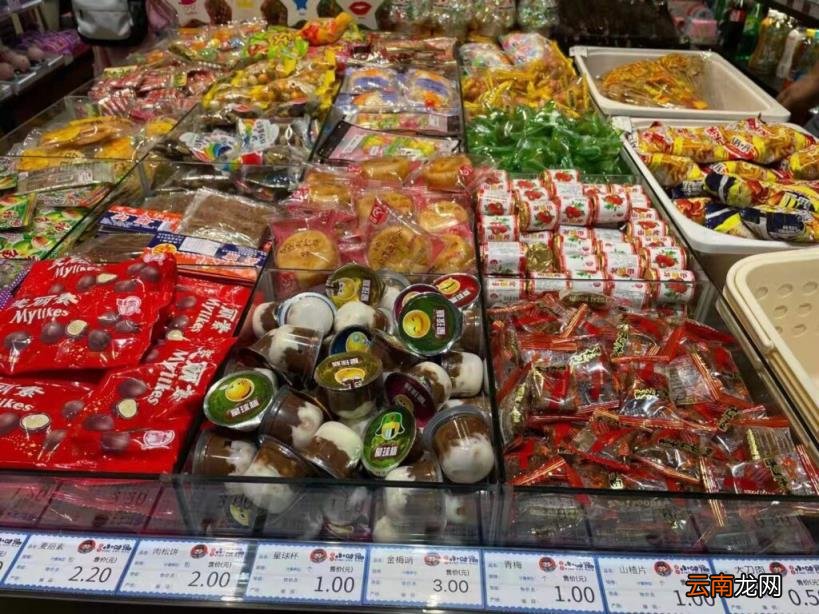 零食店货源批发市场 零食批发商货源