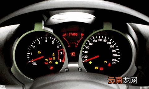 宝马车出现发动机故障灯怎么办 宝马启动时故障灯亮怎么回事