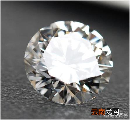莫桑钻就是莫桑石吗 莫桑石和钻石的区别在哪-参考天然钻石协会