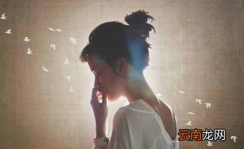 总是在入睡前感到莫名的恐惧