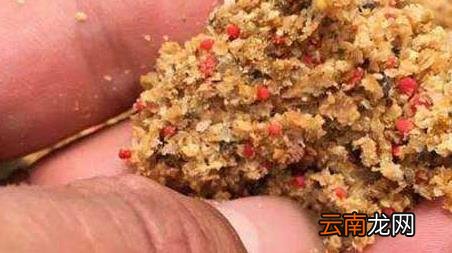 冬季钓鱼打窝打多少合适，冬天传统钓打窝打多少