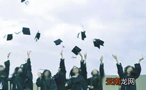 精选7篇 高三毕业生登记表自我总结