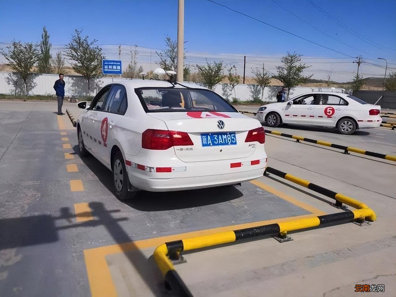 科目二考试先从哪一项开始 科目二可以以什么为考试开始